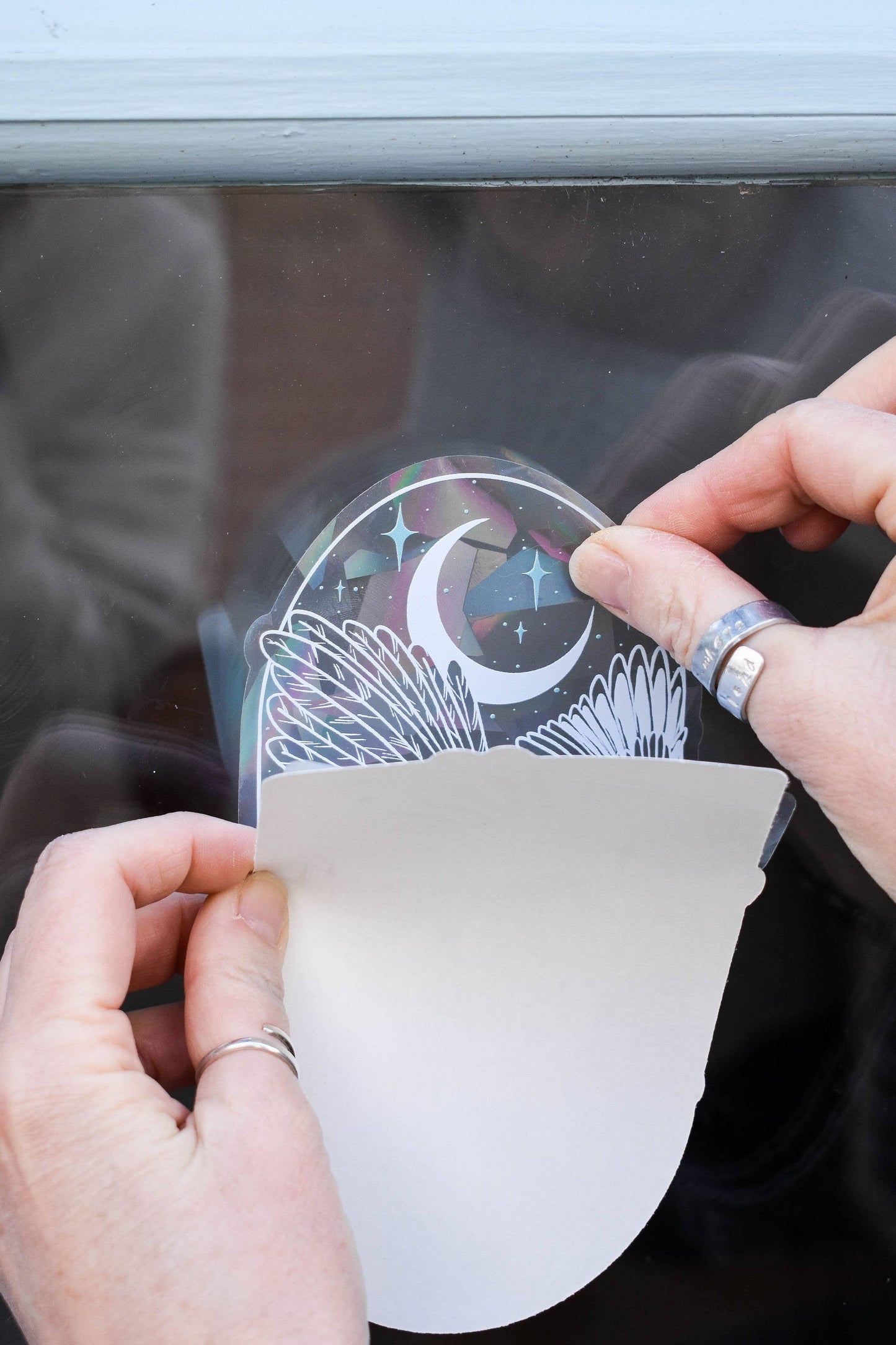 Magpie Suncatcher Decal