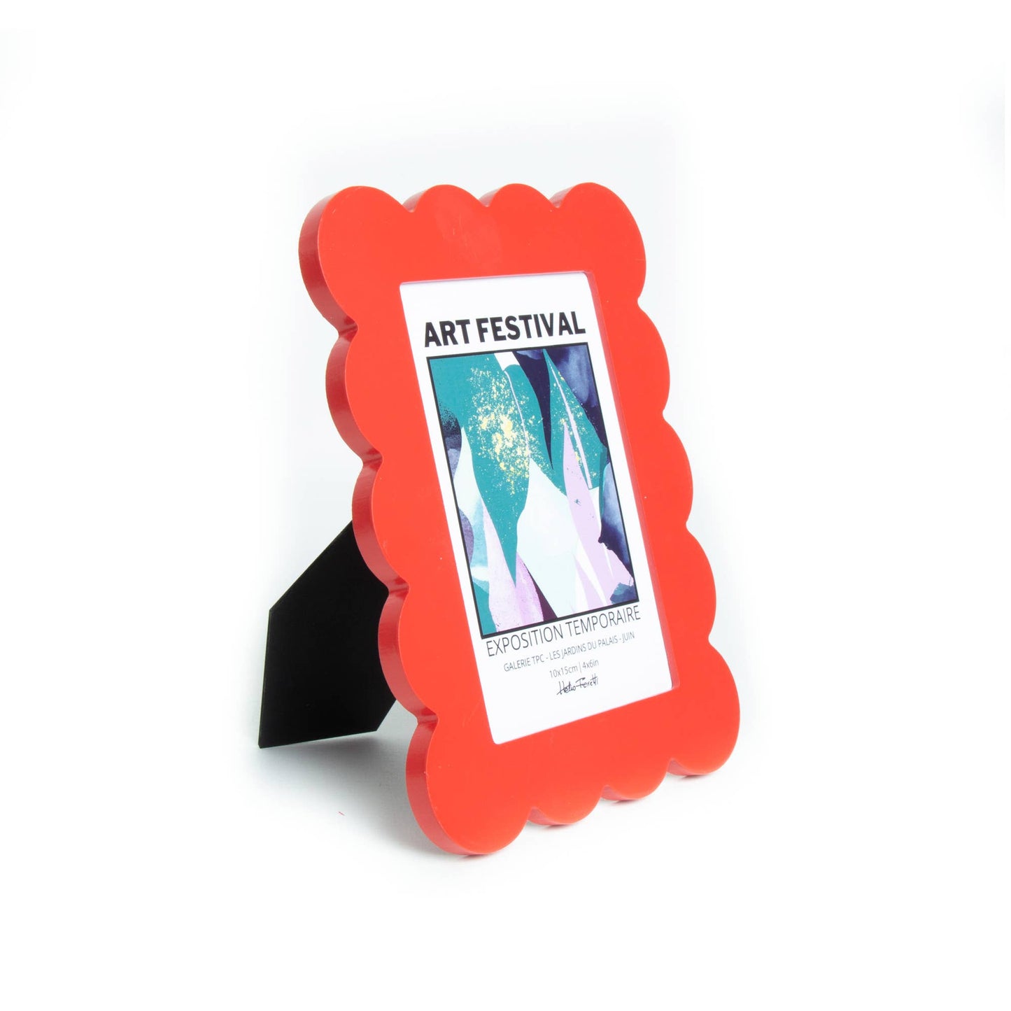 Side view of a red scalloped frame on a white background.