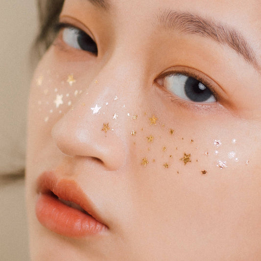 alternative beauty idea, metallic gold freckles transfer tattoos