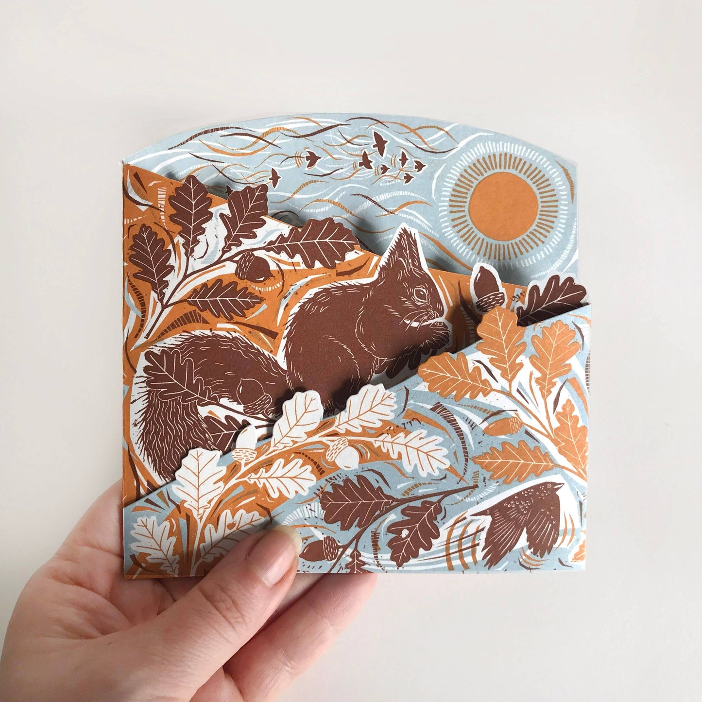 Concertina Card - Autumn Leaves - Squirrel