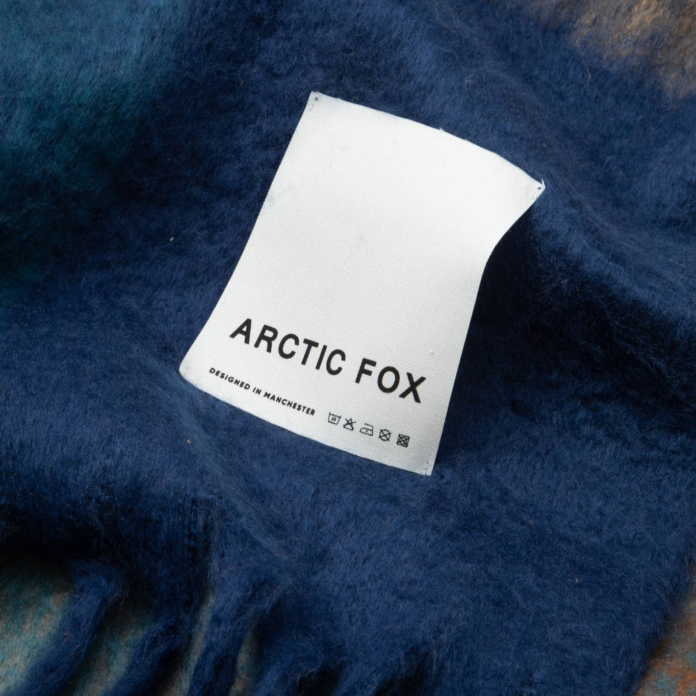 The Reykjavik Throw - 100% Recycled - Tokyo Lights - AW25