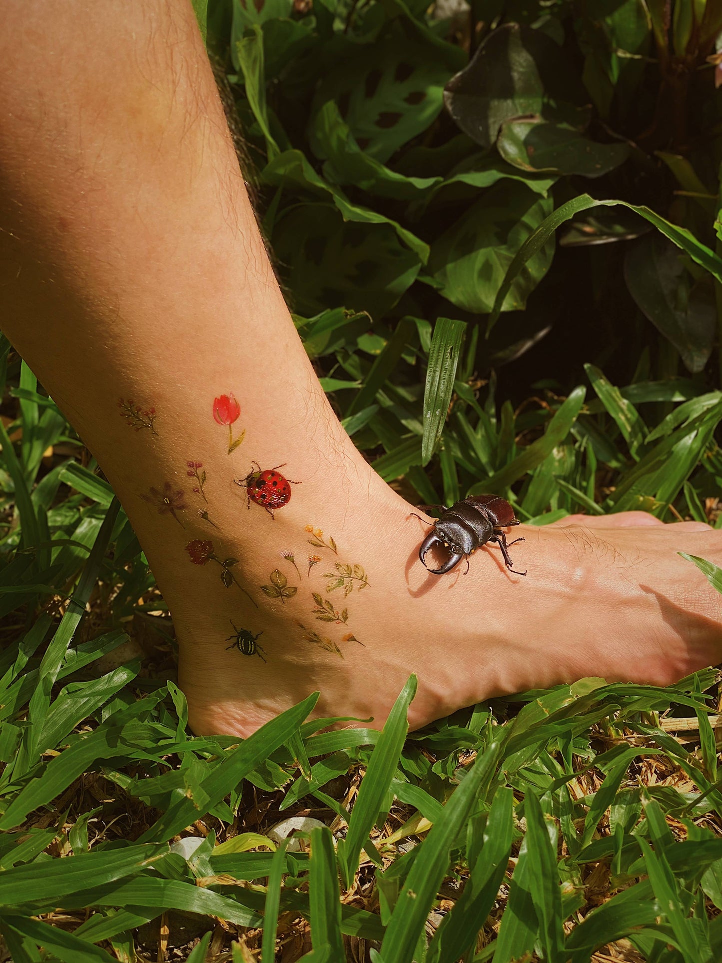 Bugs Temporary Tattoos Stickers
