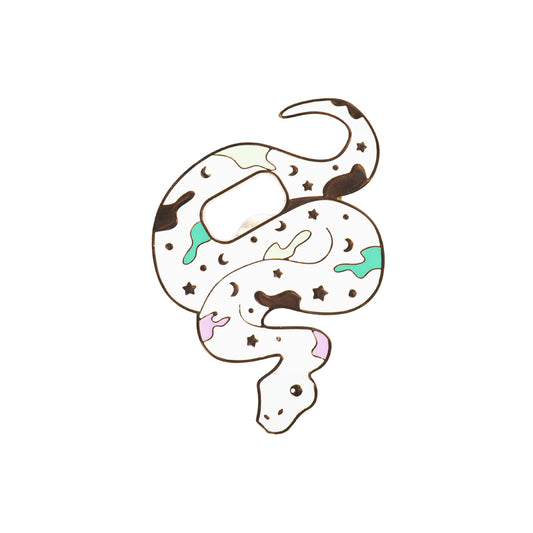 Stylised metal snake that works as a bottle opener