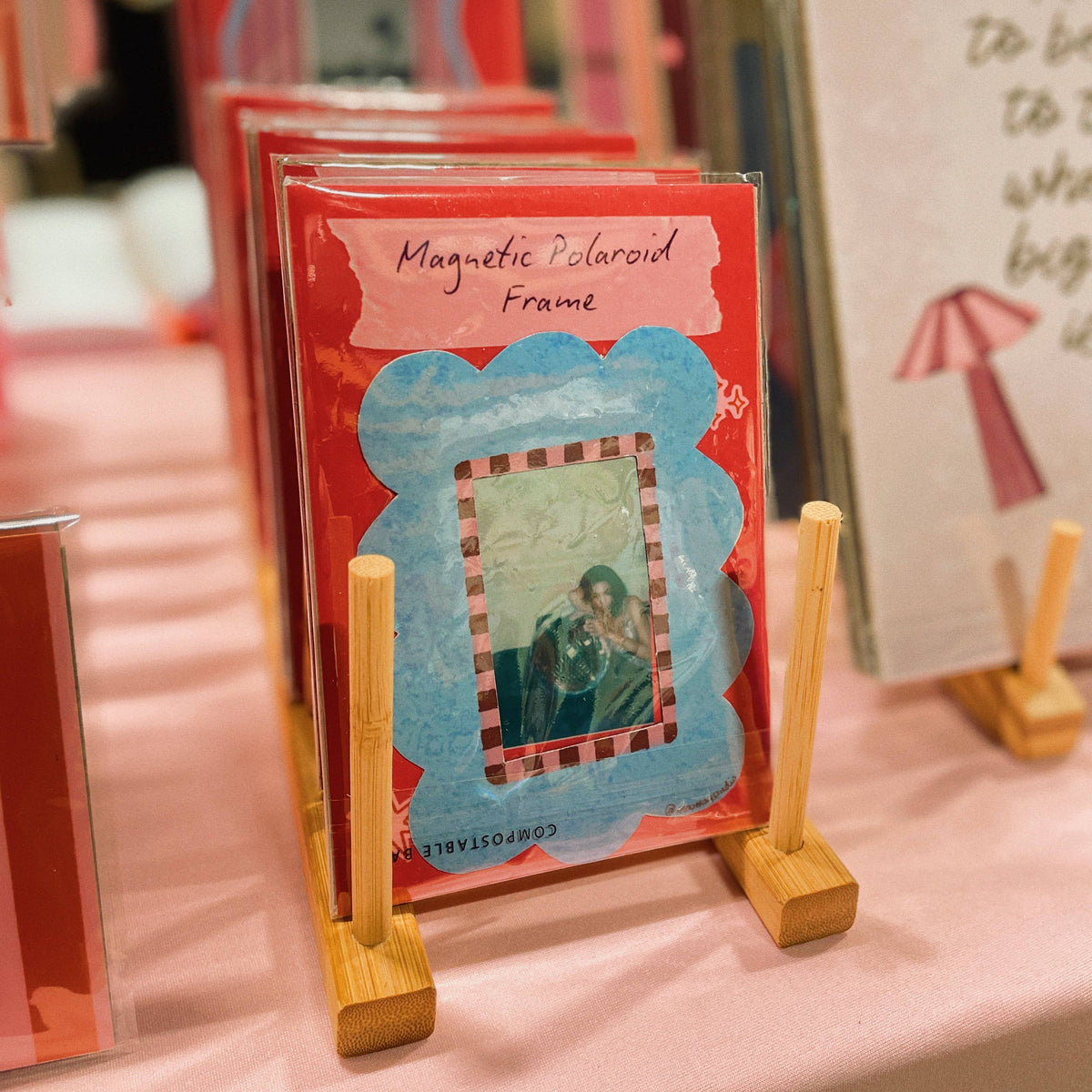 Scalloped Magnetic Mini Frame