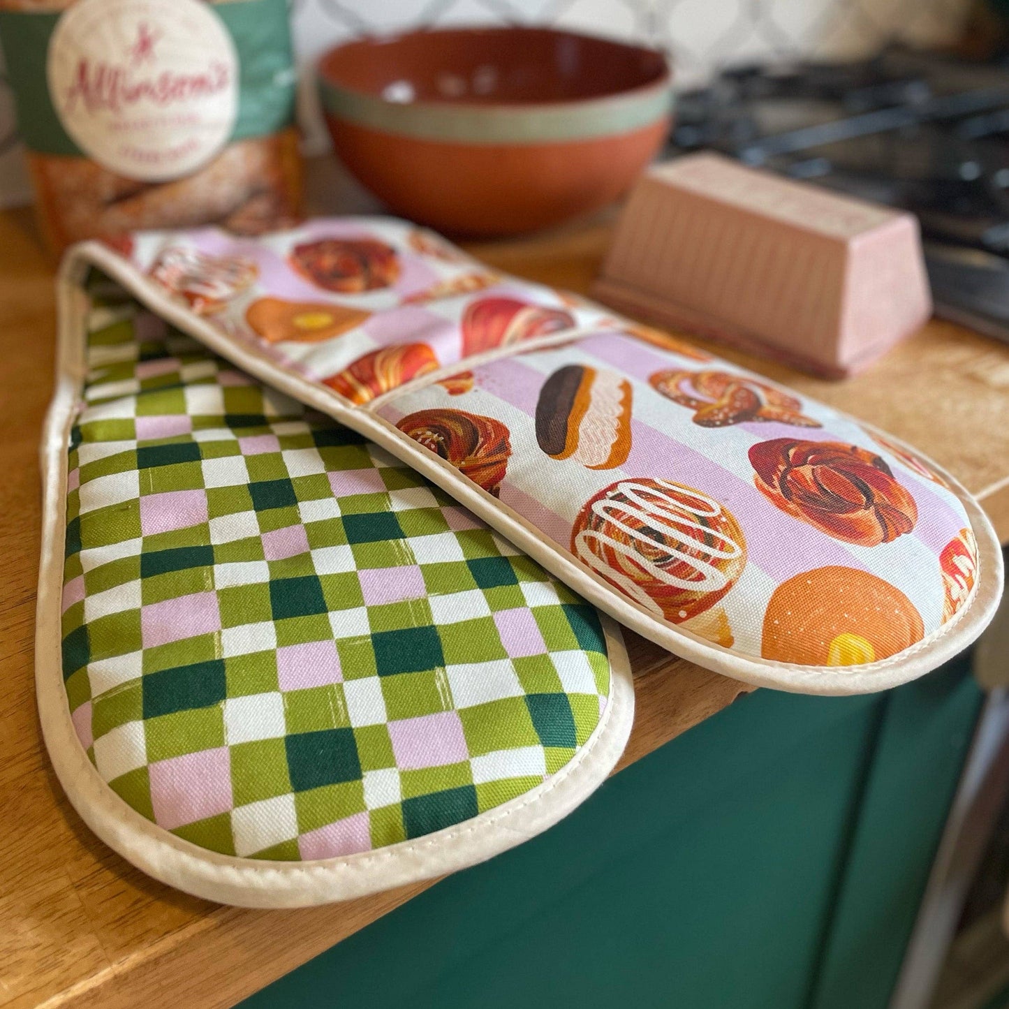 Bakery & Sweet Treats Organic Cotton Oven Gloves