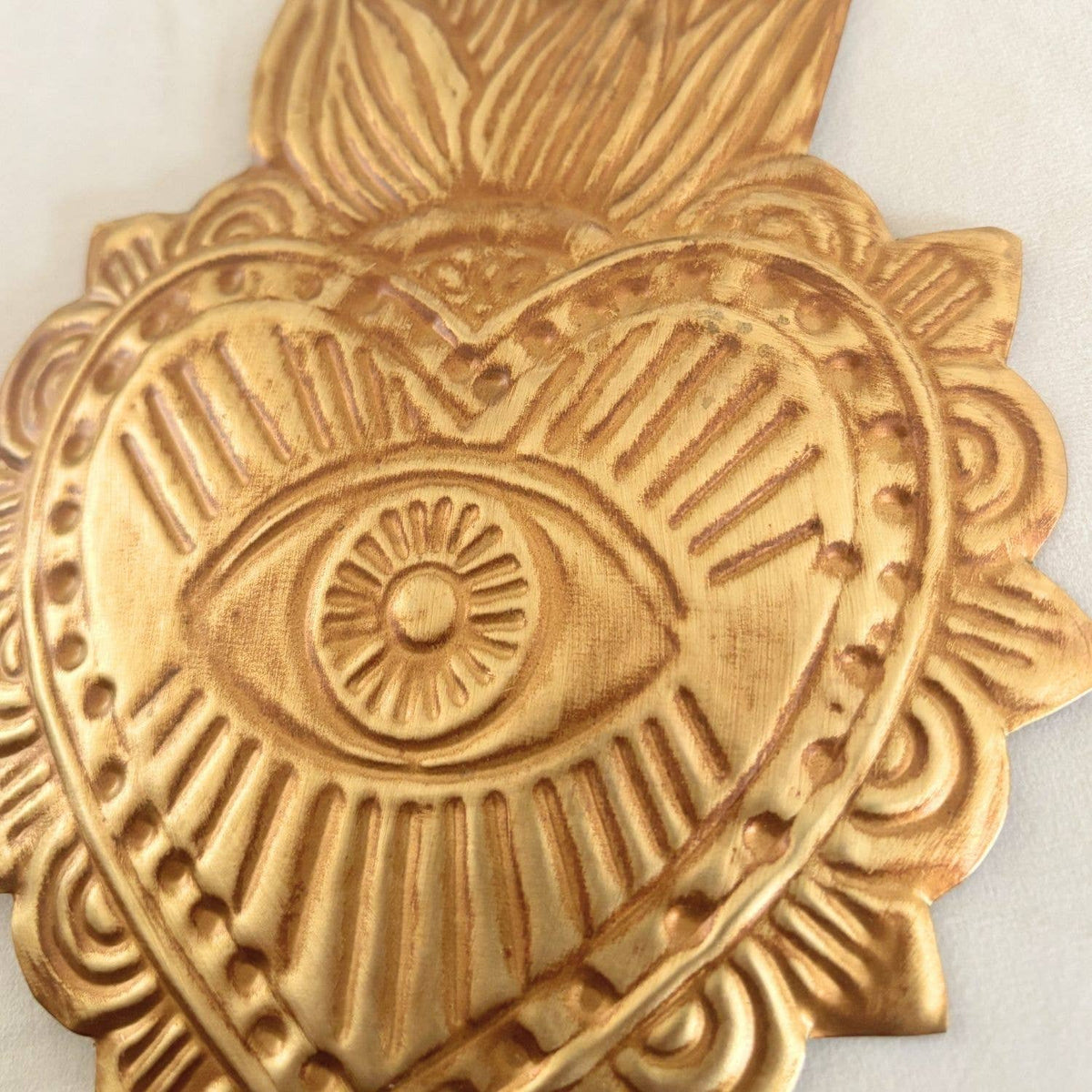 Antique Gold Evil Eye Milagro Heart Wall Décor