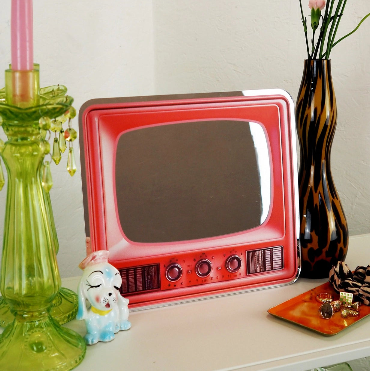 Retro TV Mirror