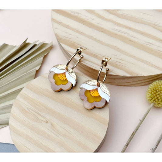 Anna Retro Flower Hoop Earrings: Sunshine